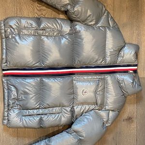 Boys grey Moncler Jacket. Size 12. Perfect cond but missing hood!